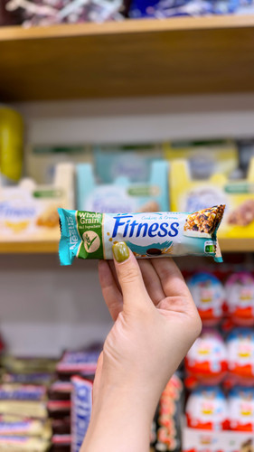 فیتنس بار نستله 22.5 گرم با طعم کوکی و کرم