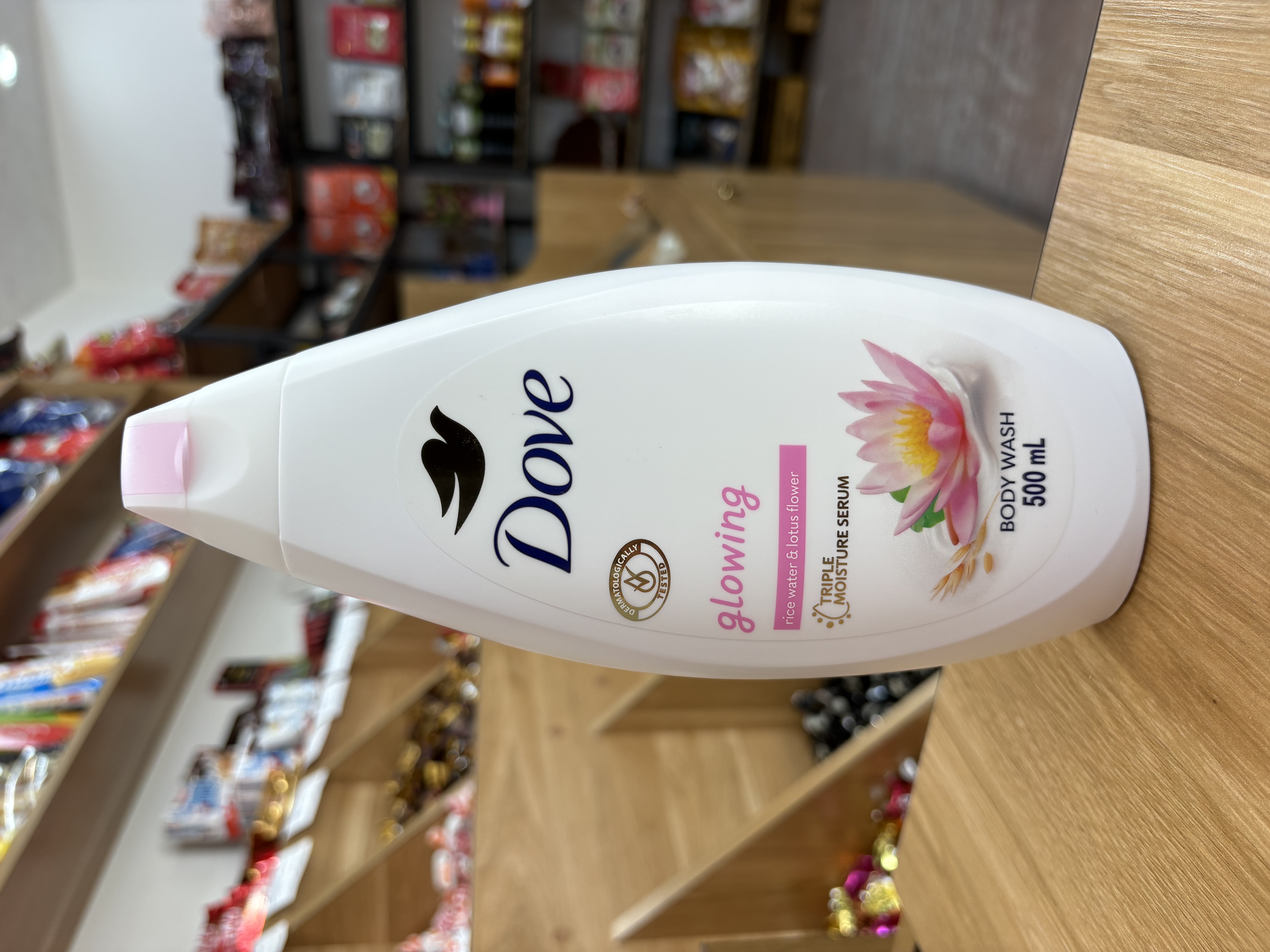 شامپو بدن داو مدل glowing